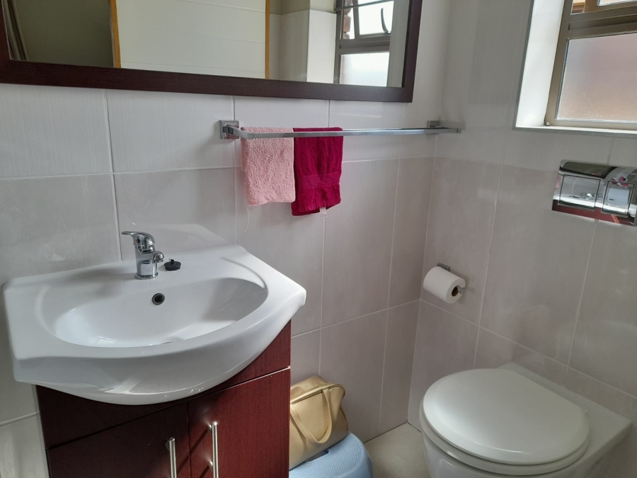 To Let 3 Bedroom Property for Rent in Forest Hill Eastern Cape